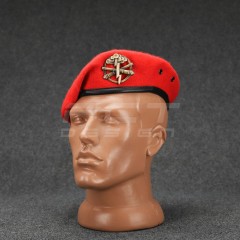 Берет Артиллерии Капля красная в сборе