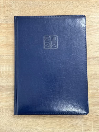 Блокнот щоденник А4 синій датований на 2022 рік 21х29,7 см 21х29,7 см