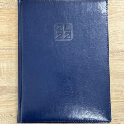 Блокнот щоденник А4 синій датований на 2022 рік