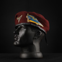 Берет ДШВ Капля Марун в сборе с металлическим флажком