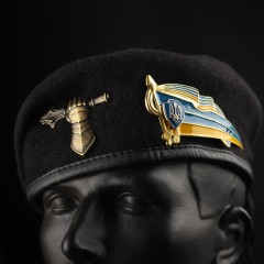 Берет ЗСУ Танкових військ Крапля чорний в зборі з металевим прапорцем