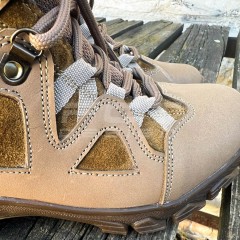 Берці жіночі тактичні зимові Сармат шкіра на хутрі койот