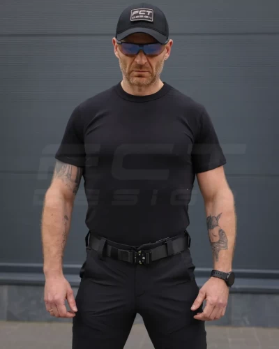 Футболка чорна 44 44