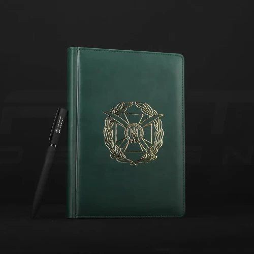 Блокнот щоденник ЗСУ хакі А5 з тисненням золото 14,8 х21 см 14,8 х21 см