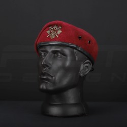 Берет Малиновый Отдельного Полка Президента в сборе