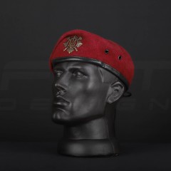 Берет Малиновый Отдельного Полка Президента в сборе