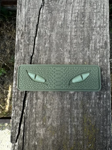 Шеврон/патч гумовий ПВХ Очі кобри хакі