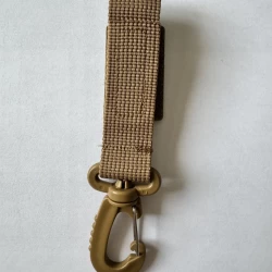 Карабін тактичний койот з велкро