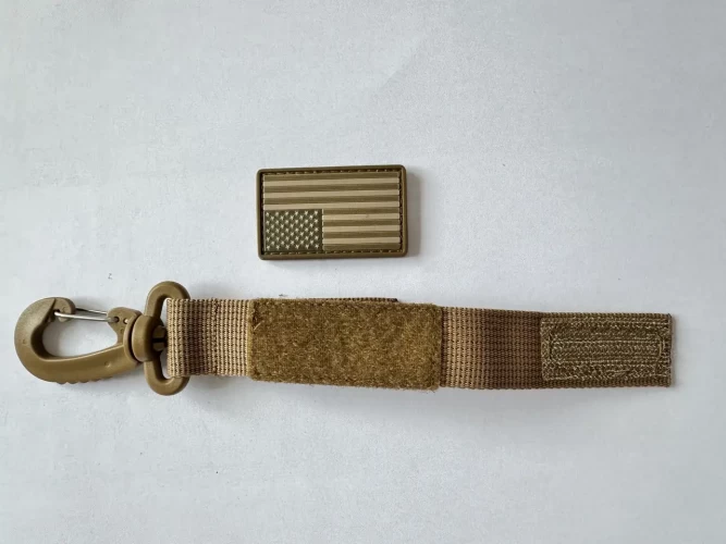 Карабін тактичний койот з велкро