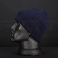 Шапка в'язана з кокардою ДСНС синя