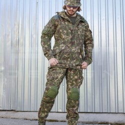 Костюм Горка-5 зимний на флисе Хищник с наколенниками и налокотниками