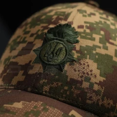 Кепка бейсболка тактична з кокардою саржа Хижак піксель G-0822