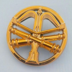 Беретный знак-Кокарда Артиллерии и ракетных войск Гроза пластик