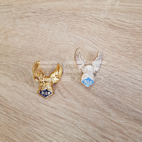 Знаки нагрудні в асортименті