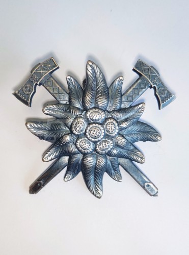 Беретний знак кокарда Гірської піхоти Едельвейс метал