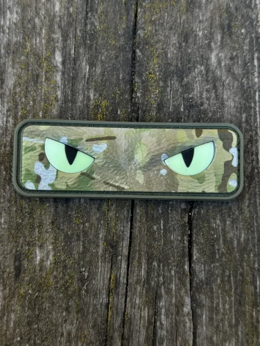 Шеврон/патч гумовий ПВХ Очі кота мультикам