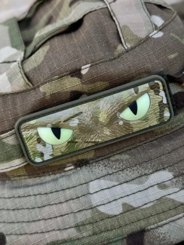 Шеврон/патч гумовий ПВХ Очі кота мультикам