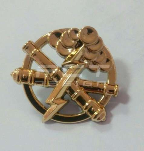 Беретний знак кокарда Артилерії та ракетних військ пластик