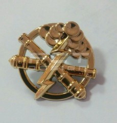 Беретний знак кокарда Артилерії та ракетних військ пластик