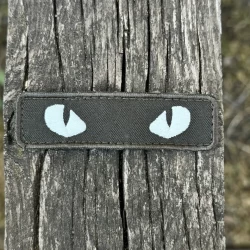 Шеврон/патч вишитий очі кота хакі