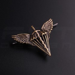 Беретний знак кокарда ДШВ метал