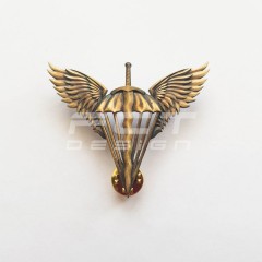 Беретний знак кокарда ДШВ метал