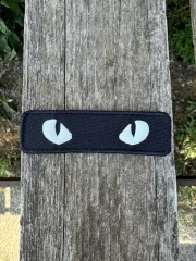 Шеврон/патч вишитий очі кота чорні
