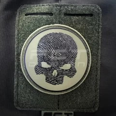 Шеврон/патч гумовий ПВХ Череп палець